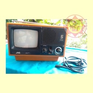 TV Kecil Antik Jadul merk JVC Model 3040CQ