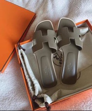 Hermes 拖鞋