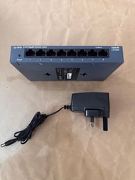 TP Link Litewave - 8 port Gigabit Network Switch (交換器)