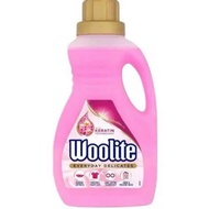 Woolite Delicate and Everyday Laundry, Keratin Liquid Detergent 750ml