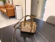 TORY BURCH T Monogram 老花滿印拉鍊開合 織物拼皮革 波士頓包 單肩斜挎包 迷你女款 榛子棕色