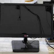 monitor 16 inch wide