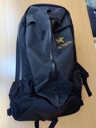 Arc'teryx Arro 22 背包