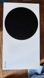 Xbox Series S 白色遊戲主機