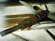 舊倉底 FOSSIL 18MM 軍錶款 手工帶 裂紋皮 錶帶 連18MM錶扣