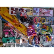 Lottery collage toy contains 85