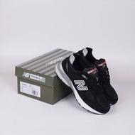 SEPATU NB NEW BALANCE 990V3 BLACK WHITE 100% BNIB AZALIAAYU01
