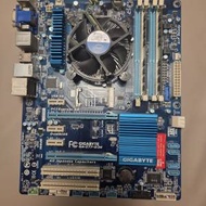 Gigabyte 技嘉 GA-Z77-D3H + intel CPU i7 3700 @ 3.4GHz 及 Kingston Ram DDR3 2×4G