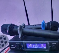 JBL Wireless Microphone System VM300 (UHF (channel turntable) Wireless Microphone System) 雙通道 UHF 卡拉