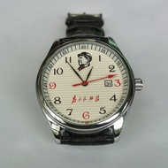 ปฏิทินผู้ชายสไตล์เซี่ยงไฮ้เก่าเข็มขัดสแตนเลสกันน้ำให้บริการผู้คนในฐานะนาฬิกาธุรกิจของขวัญ