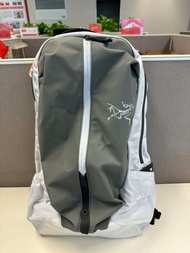 ARC'TERYX始祖鳥 Arro 22L 雙肩揹包｜Outlet 原廠正品｜免運費 7個工作日預購發貨