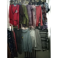 Lock clothes during live