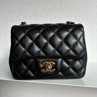 chanel A35200黑色羊皮菱格紋淡金雙C方胖子 17公分