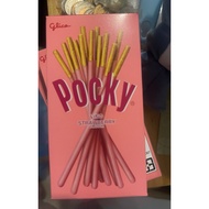Glico Glico Pocky Pocky Strawberry Stick 24g Box Made in Thailand