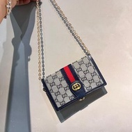 Gucci wallet  送chain 做woc 💰2080