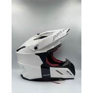 Axor Helmet Xcross White Red (ECE 22.06)