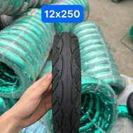 Tubeless electric vehicle tires of all kinds 100/90-10,90/90-10,300-8,350-10,90/90-12,...