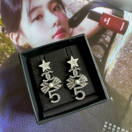 🎊99成新商品🎊Chanel 銀色星星數字耳環