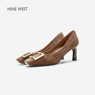 Nine West | รองเท้าส้นเตี้ยหัวเหลี่ยมแบบกระดุม 6.5 ซม