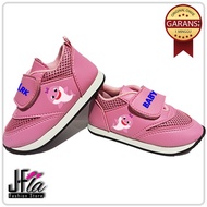 Baby Shark Printed Girls Sneakers/Trendy Cute Baby Shark Girls Sports Shoes/Sporty Children's Sports Shoes