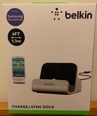 Belkin charge + sync dock ( micro usb )