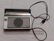 早期收音機~台製~國際牌~手提式~指針已不能動,但可收聽~Panasonic RF-538