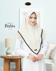 Bergo Restika Yessana