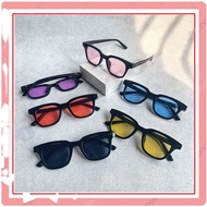 Fashionable Square Eyeglasses V Letter - Code D44