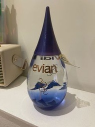 Evian水滴玻璃紀念瓶 2002年 未拆封  有些雜質純收藏請勿飲用