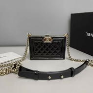 Chanel香奈兒 黑金leboy迷你金屬菱格方盒子 斜背包 肩背包 晶片款