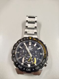 CASIO EDIFICE 時尚太陽能三眼男錶 黑黃跳色 藍寶石玻璃 防水100米(EFS-S550DB-1A)