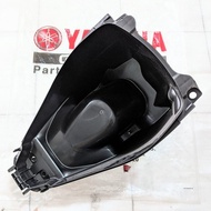 1LB-F473R-00 Yamaha Xeon RC Seat Luggage Box, Xeon GT125 YGP ORIGINAL