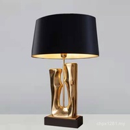 Simple Nordic Designer American Table Lamp Creative Postmodern Luxury Metal Art Light Lamp Fashion G