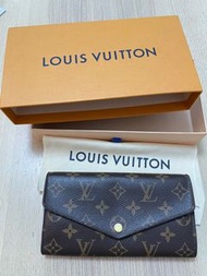 LV 長銀包 Sarah Wallet