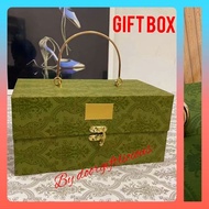 UNIGOLD European style retro portable gift box  Kotak Hadiah Birthday Box Party Supplies Gift Giving Company Door Gift