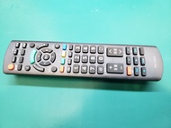 全新 袋包裝，國產日本松下樂聲Panasonic 代用中文版搖控器Remote control ，副廠出品，適合松下樂聲電視機使用，跟原裝達9成相同，有Viera link功能，有中文字絲印，留意圖片，基本全功能都可以使用，因買錯了出售，合眼緣的帶走，價錢為一件價，留意清楚，售後不退，給懂得的。