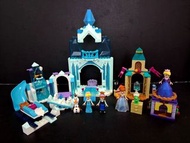 LEGO 43194 43198 43214 迪士尼冰雪奇緣城堡配件一堆 注意：全部都不完整的 實物如圖 所見所得 （全部三款售$150）