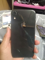 iPhone XR 64GB 黑色 機身狀況無傷，換過副廠電池