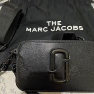 MARC JACOBS 全黑相機包