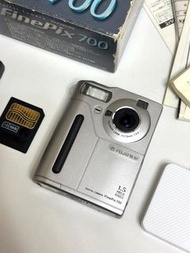 [CCD] Fujifilm FinePix 700 數碼相機
