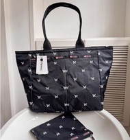 Lesportsac 刺繡蝴蝶結側揹袋