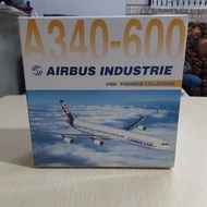 1:400 Airbus Industrie A340-600 飛機模型