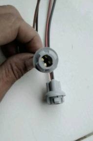 Rumah soket lampu bohlam senja kijang Avanza canter universal