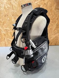 SCUBAPRO X FORCE SIZE S 近全新 有快卸配重袋 有AIR2 潛水 BCD 已保養 1年保固