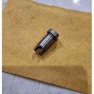 Oil Pump Bolt HONDA C-700 C-900