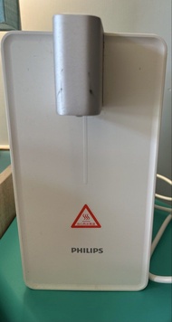Philips 飛利浦即熱水機 2.6L （9成半新，非常新淨）
