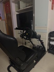 Thrustmaster Ferrari 賽車軚盤