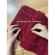 HAND-KNITTED WOOL SCARF – MODEL| Meaningful gifts