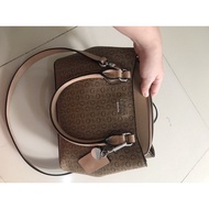 Guess Bag*