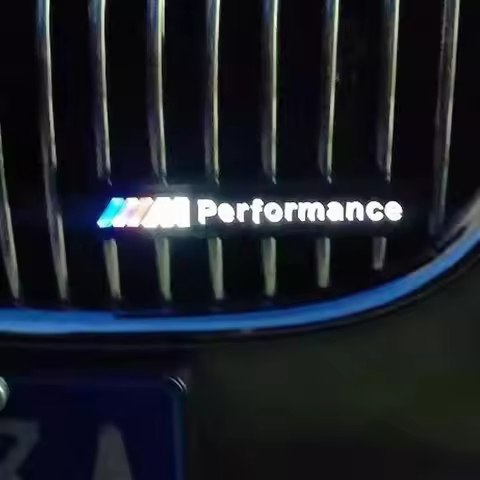 Suitable for BMW M standard front grille mesh badge LED modification X1 X3 X5 M luminous logo with l